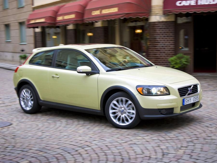  Volvo C30 T5 2006 года  (фото 2 из 9)